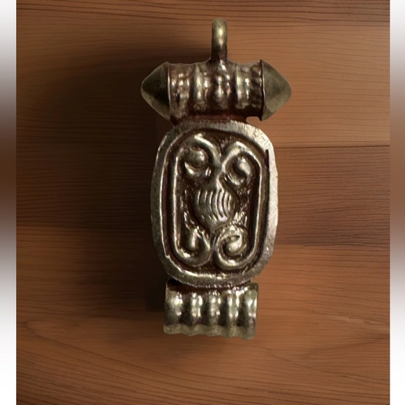 vintage and hand carved traditional ethnic Tibetan pendant with lapis stone 14gr - Picture 7 of 11